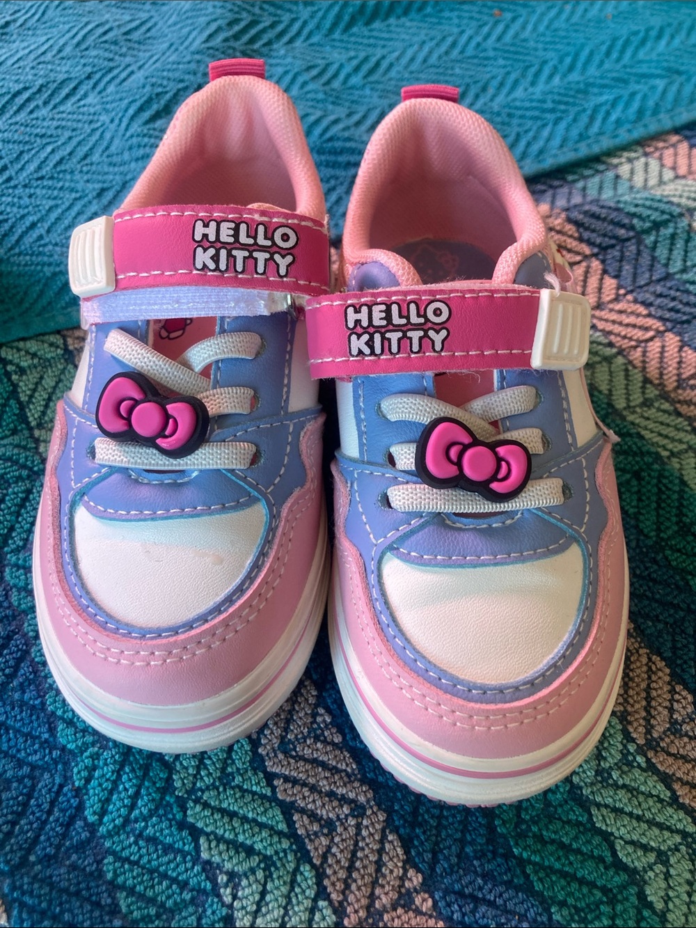 Hello Kitty Toddler Sneakers Size 8
